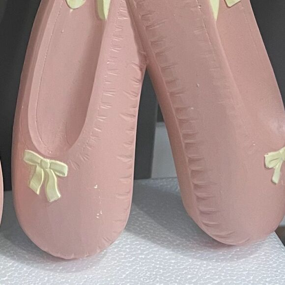 HOMCO Pair of Vintage Dance Slippers, 1991 Ballet Wall Plaques - Picture 6 of 6